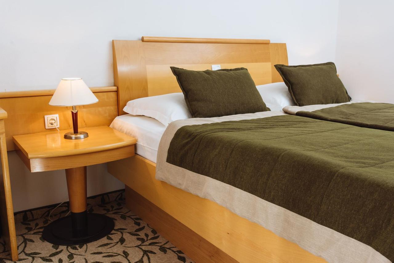 Terme Zrece - Hotel Vital Bagian luar foto