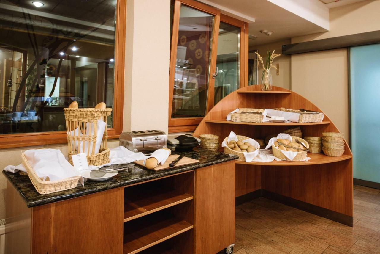 Terme Zrece - Hotel Vital Bagian luar foto