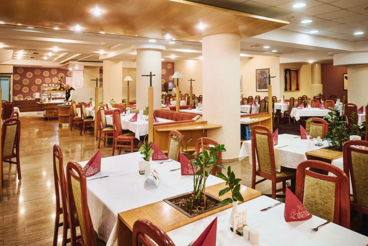 Terme Zrece - Hotel Vital Bagian luar foto
